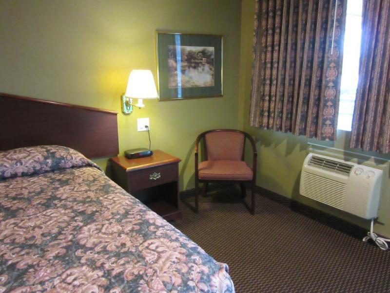 Knights Inn Сейлем Екстер'єр фото