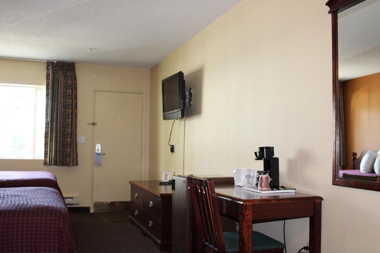 Knights Inn Сейлем Екстер'єр фото