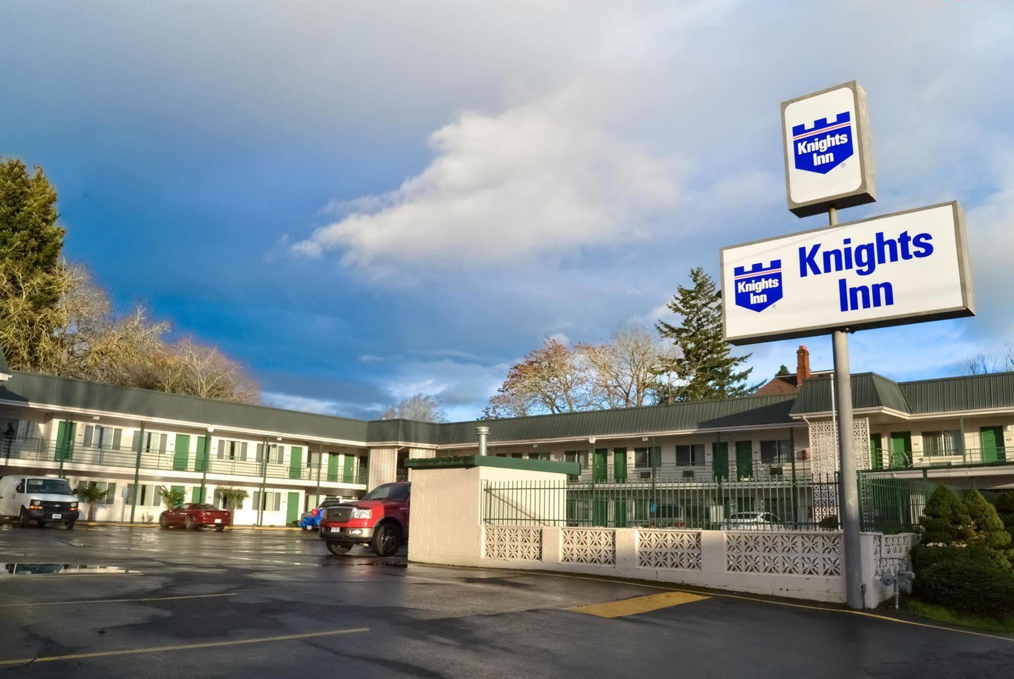 Knights Inn Сейлем Екстер'єр фото