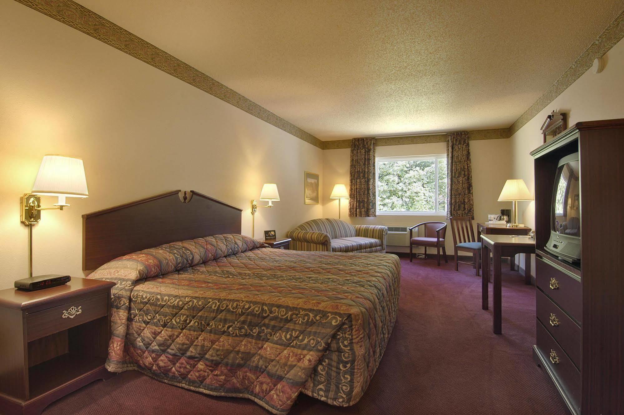 Knights Inn Сейлем Екстер'єр фото
